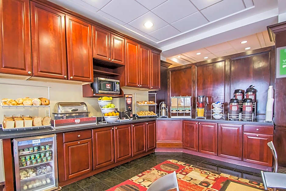 Comfort Suites At Woodbridge