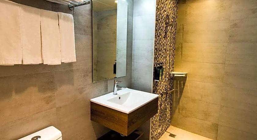 Traveller-Inn Mido Hotel