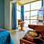 La Playa Hotel