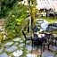 Friemily Pool Villa & Hotel
