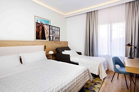 Premium Room, 1 King Bed