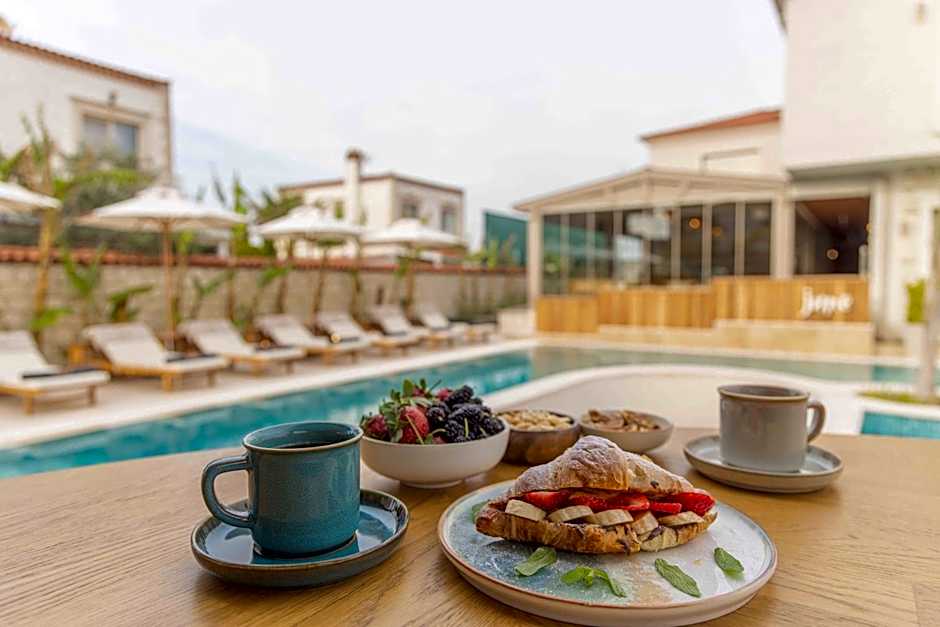 June Alaçatı Adult Only