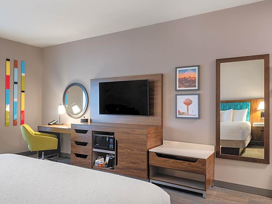Hampton Inn By Hilton & Suites Boise-Meridian