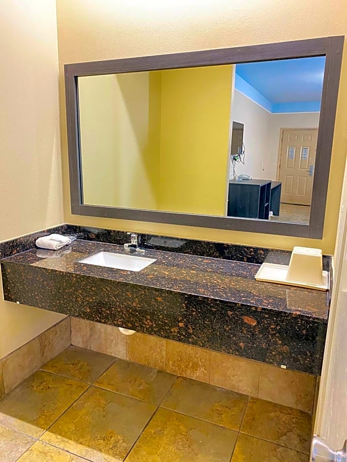 Texas Inn & Suites McAllen
