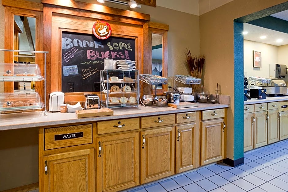AmericInn by Wyndham Chippewa Falls