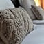 Breda Apartment w Kitchen & Private Bathroom 2p