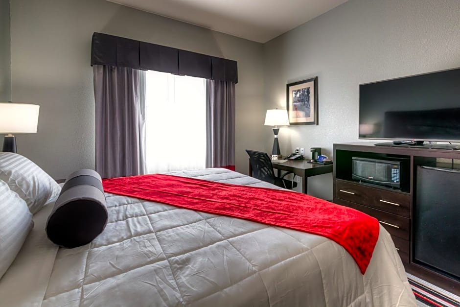 Best Western Plus Coweta's 1st Hotel