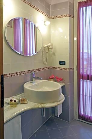 Double or Twin Room with Balcony