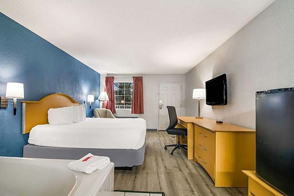 Econo Lodge Branson Theater District