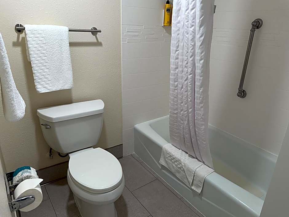 Best Western Plus Redondo Beach Inn