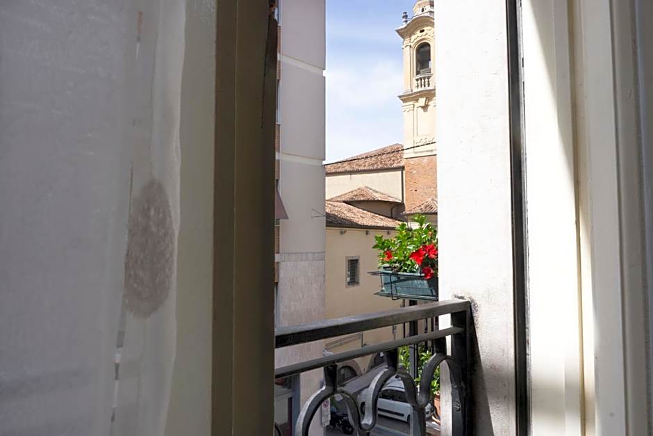 Re Lear - 4 bedrooms Apartment