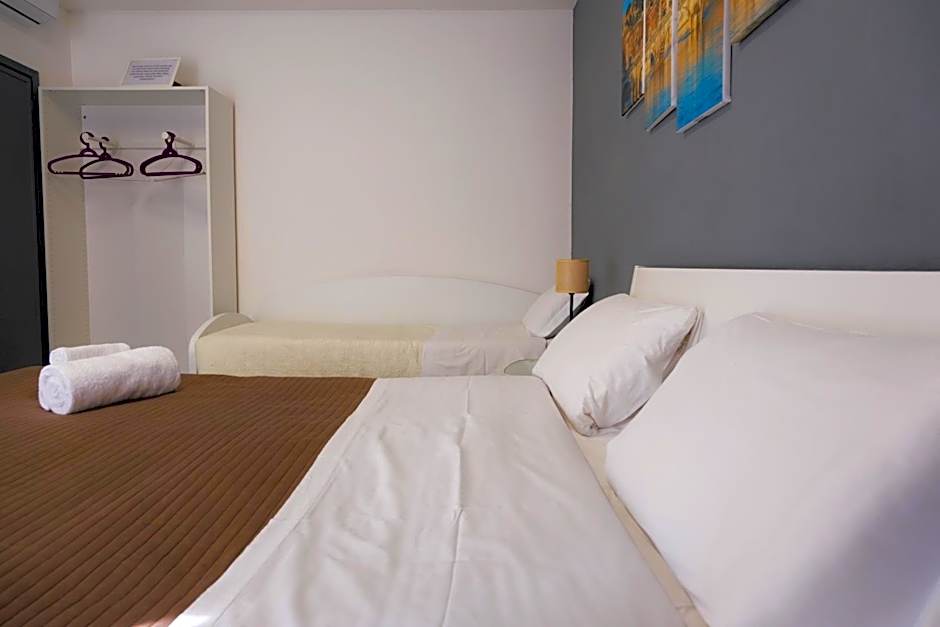 Vatican Central Suites