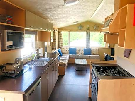 Rockley Park - Coral