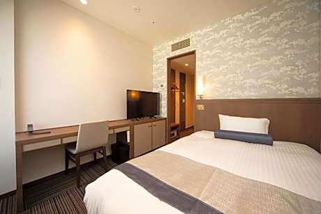 Semi Double Room