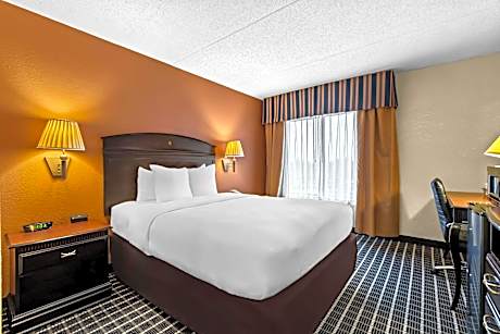 Queen Room