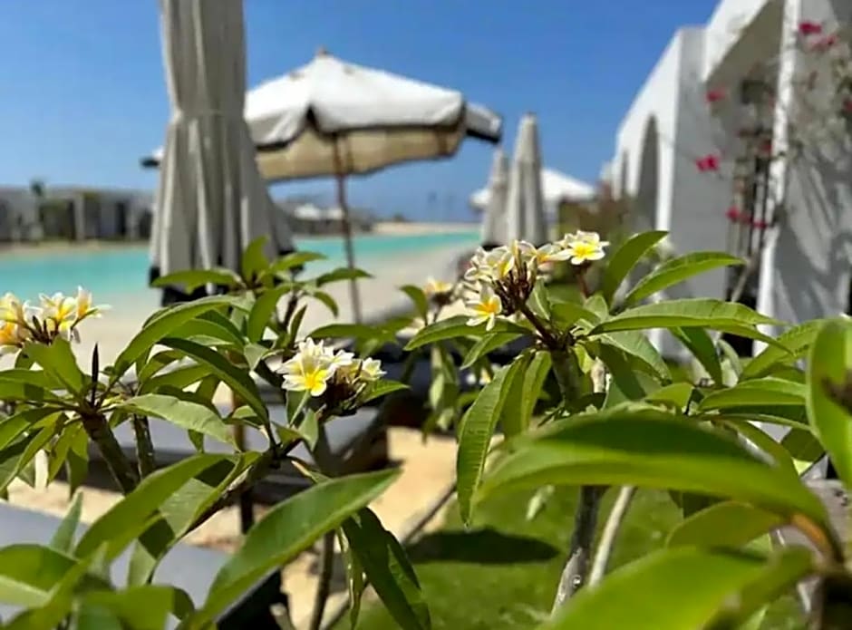 Le Sidi Cabana ( hacienda bay )