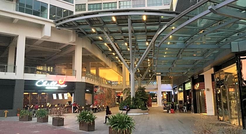 Borneo Coastal Residence @ Imago Mall
