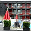 Kings Inn Near the Falls