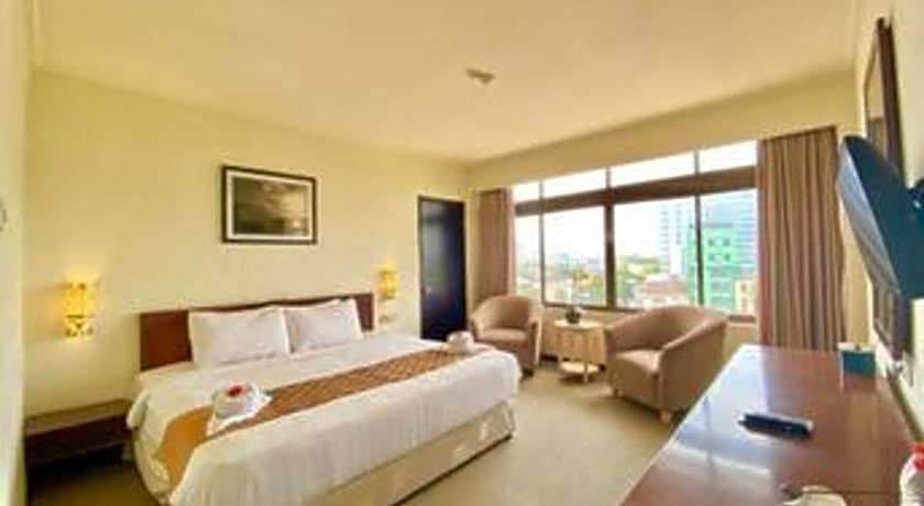 Horison Ultima Makassar