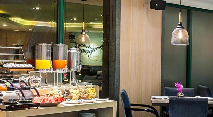 Pacific Business Hotel