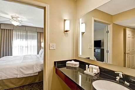 2 King Beds 2 Bedroom 2 Bath Suite Nonsmoking