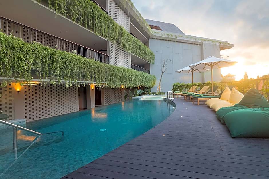 Beachwalk Residence