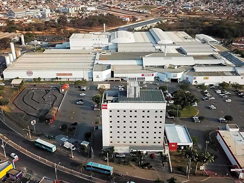 ibis Montes Claros Shopping