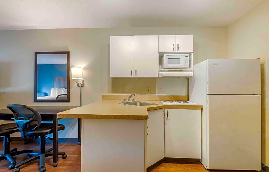 Extended Stay America Suites - Charlotte - University Place