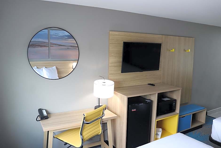 Days Inn by Wyndham La Crosse
