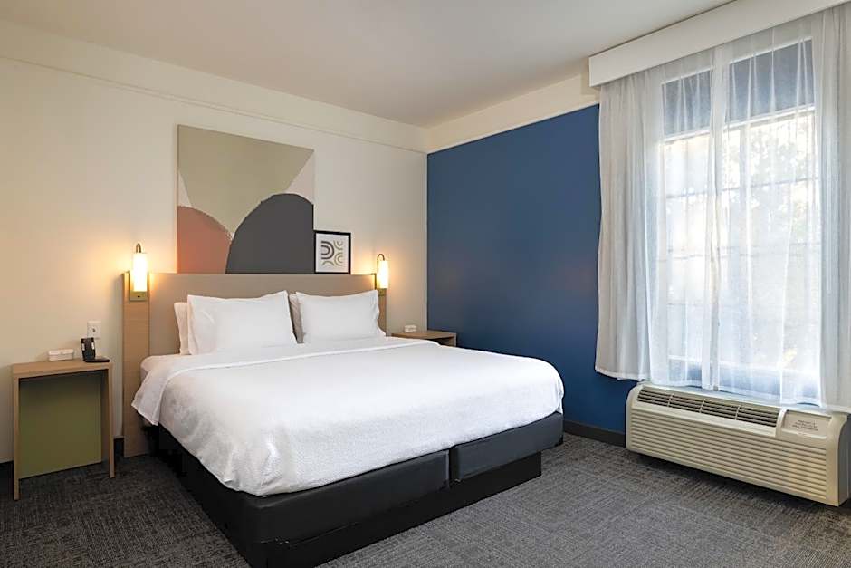 Spark by Hilton Savannah Airport