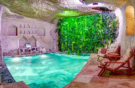 Premium Quadruple Room