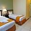 OYO 187 The Maxwell Hotel