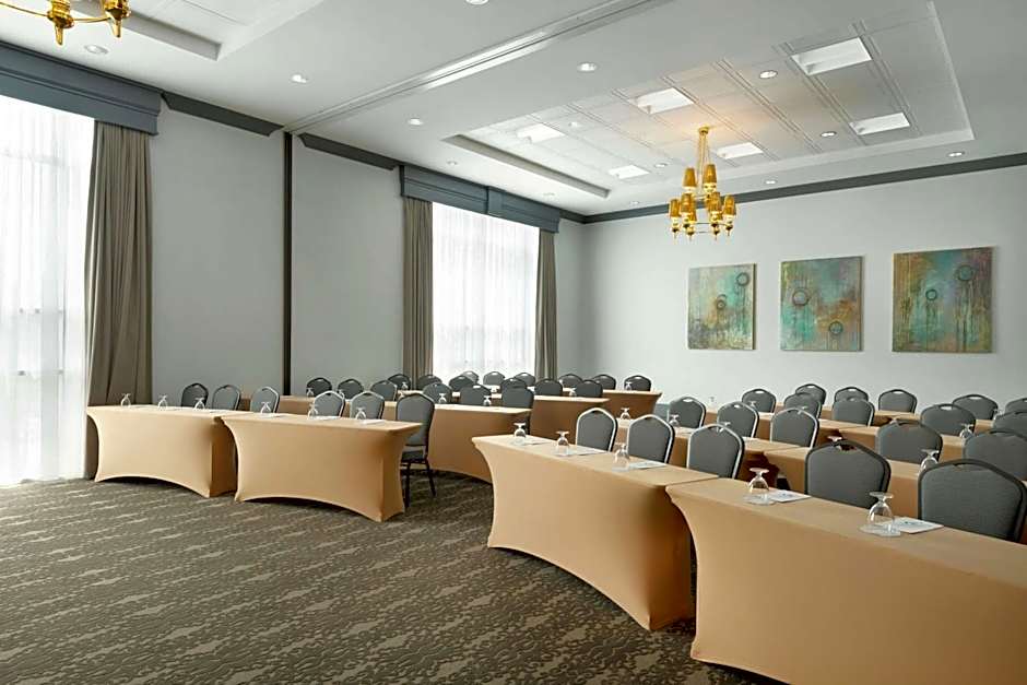 Embassy Suites By Hilton Charlotte/Ayrsley