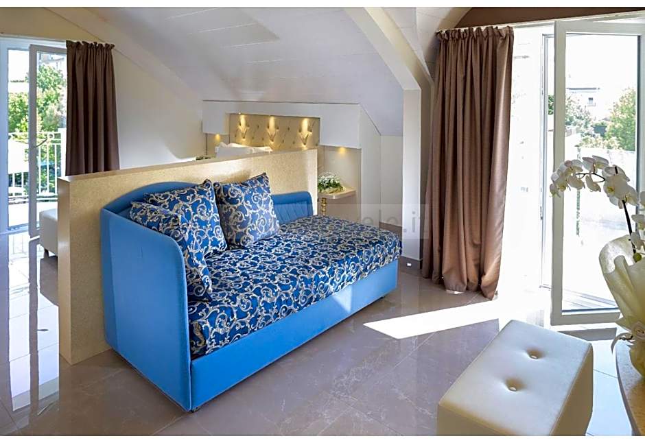 Hotel Ambassador
