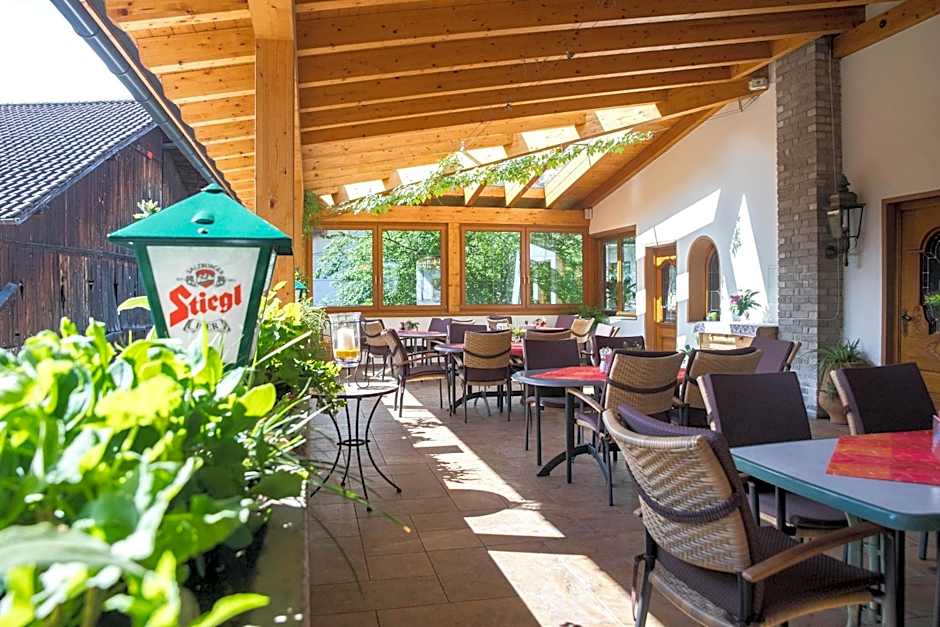 Gasthof Pension Traube