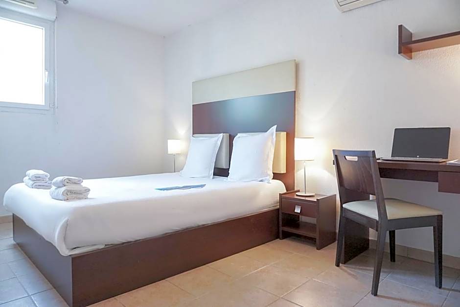 Comfort Aparthotel Six-Fours
