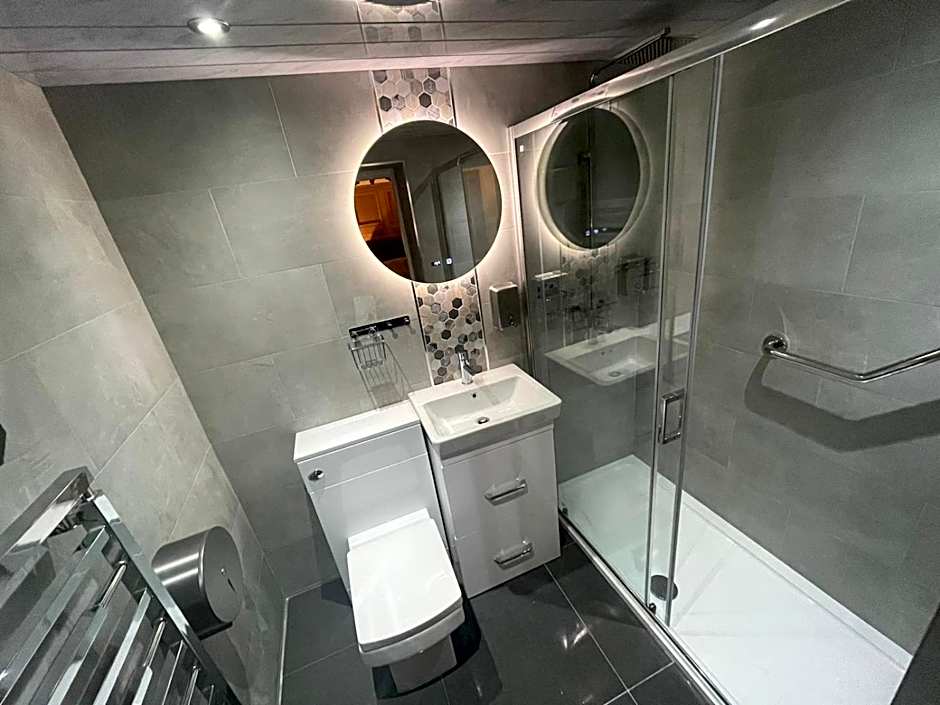 Hendham House - Near Etihad Stadium, CoOp Live Arena, AO Arena, Piccadilly Train Station & Manchester City Centre