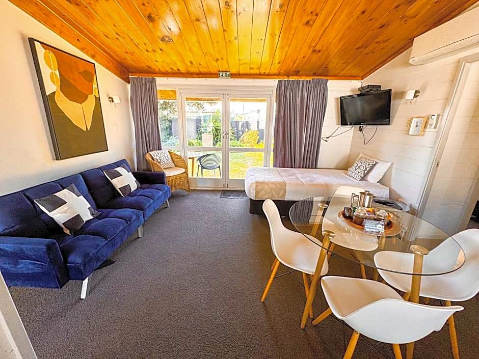 Waikanae Beach Motel