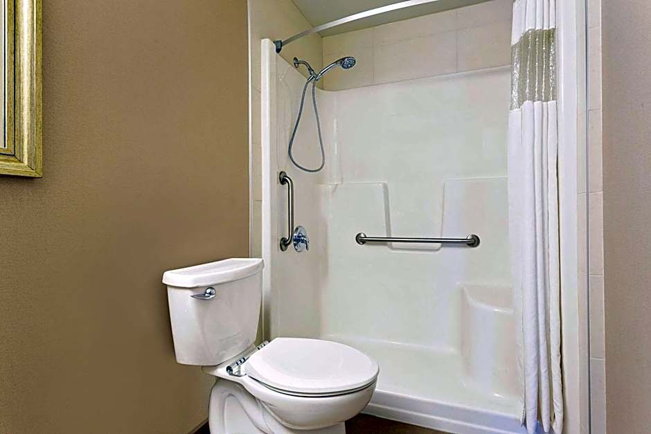 Ramada by Wyndham Kamloops