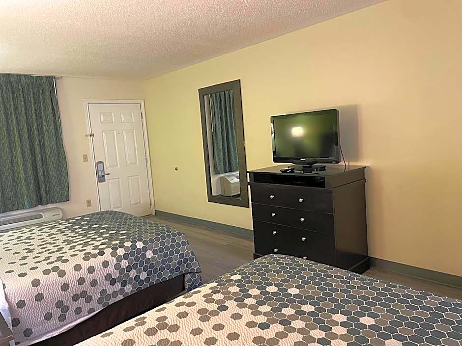 Econo Lodge Inn & Suites Sweetwater I-20