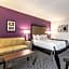 La Quinta Inn & Suites by Wyndham Salem