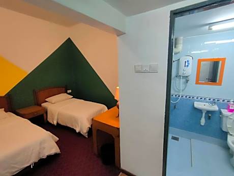 Standard Twin Room - No Window