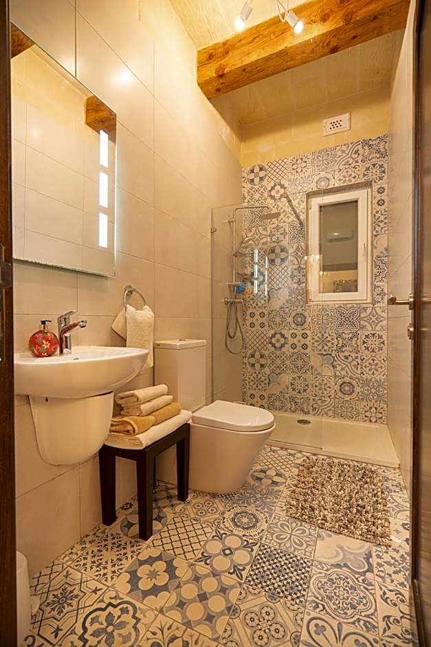 Ajuga Luxury Boutique B&B