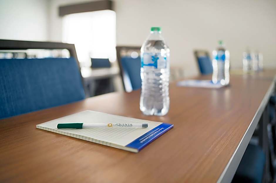La Quinta Inn & Suites by Wyndham Columbus Dublin