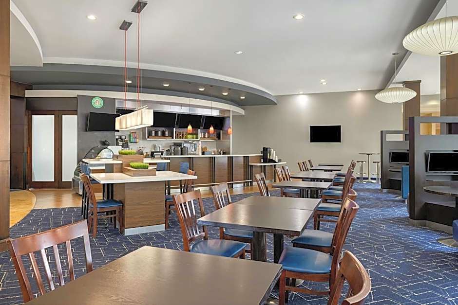 Courtyard by Marriott Sacramento Cal Expo