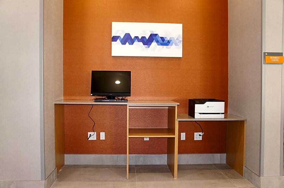 La Quinta Inn & Suites by Wyndham Katy