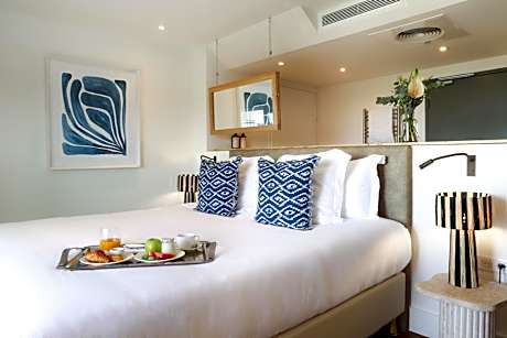 Le Grand Large Panoramic Room