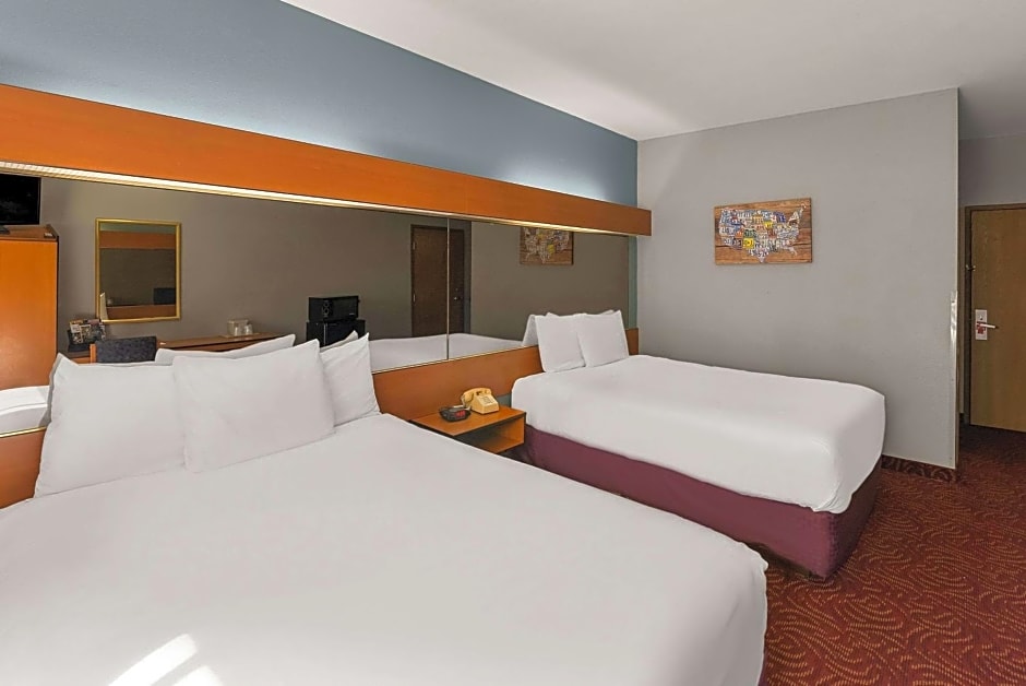 Econo Lodge Inn & Suites Mesquite - Dallas East