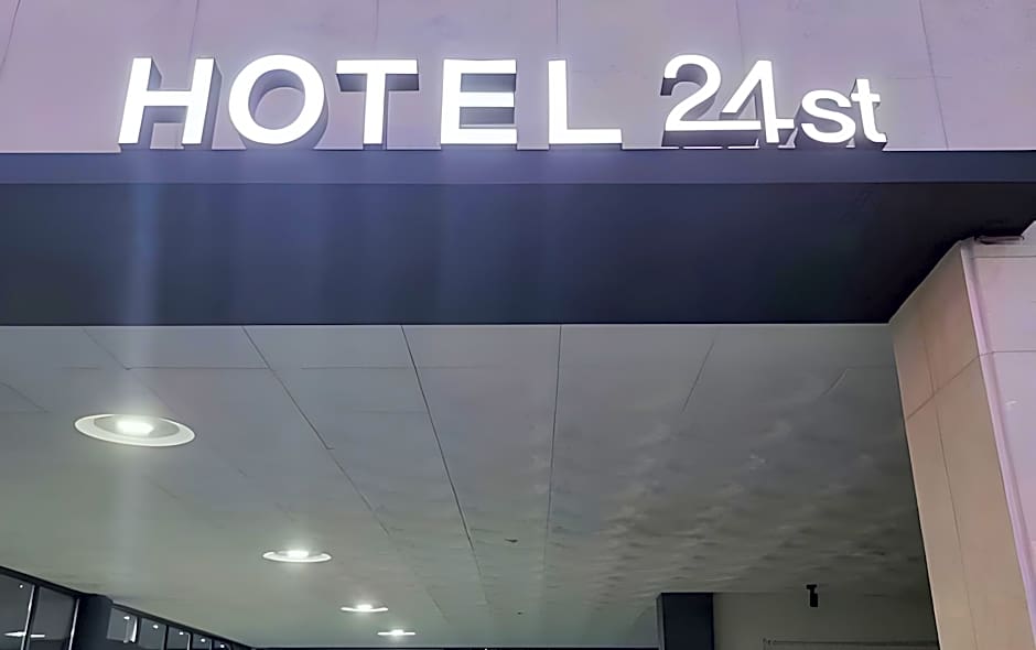 Hotel24ST.UrbanBrown Seosan lakepark
