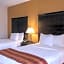 La Quinta Inn & Suites by Wyndham Mobile Satsuma / Saraland